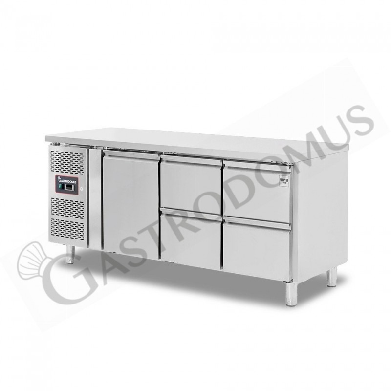 Mesa refrigerada con 1 puerta, 4 cajones de 1/2, profundidad 700 mm, temperatura -2°C/+8°C, motor a la izquierda