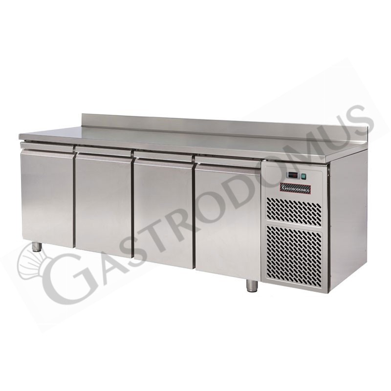 Mesa Refrigerada 4 puertas Peto 800 mm de profundidad 0°C/+10°C clase de eficiencia energética A